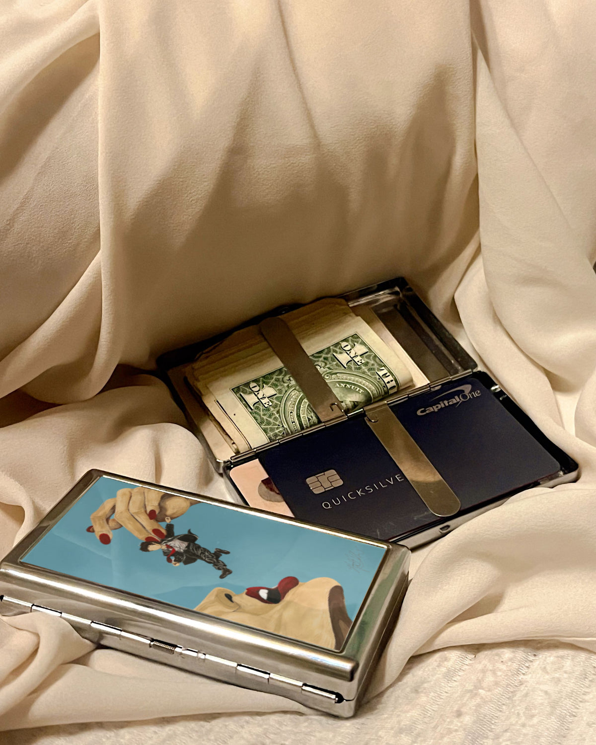 Maneater | 2-Sided Art Vintage Metal Pocket Case
