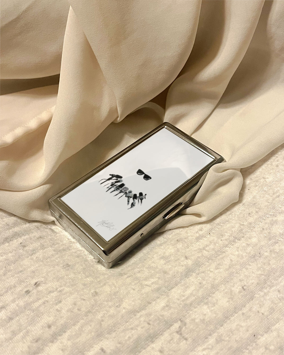I Was Never Here | 2-Sided Art Vintage Metal Pocket Case