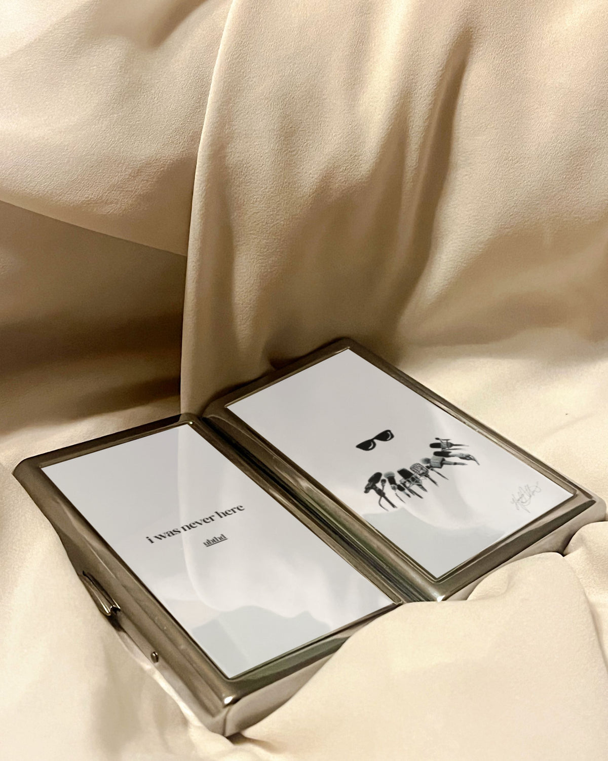 I Was Never Here | 2-Sided Art Vintage Metal Pocket Case