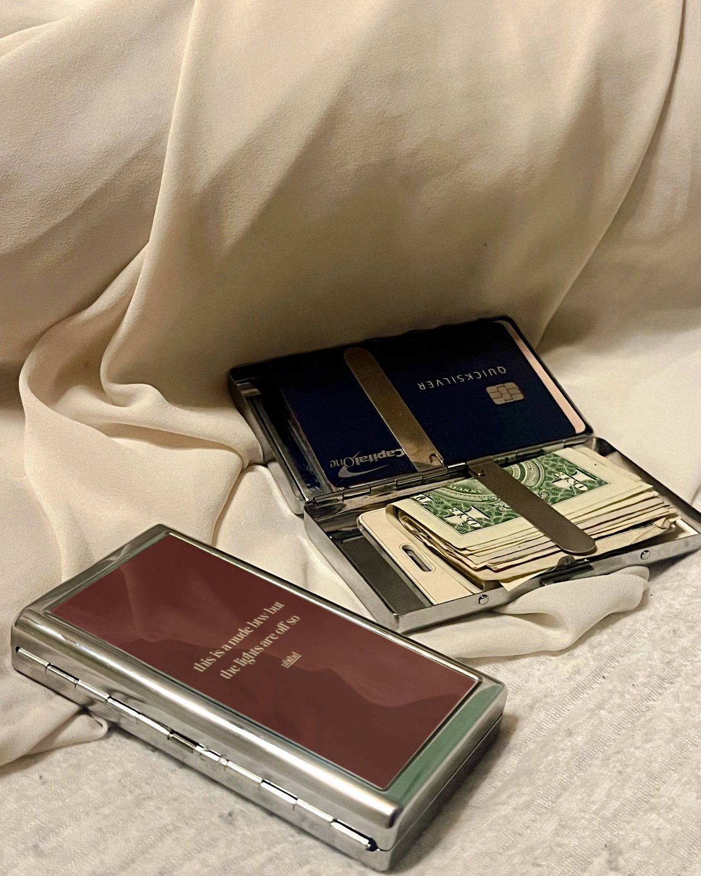 This Is A Nude Btw | 2-Sided Art Vintage Metal Pocket Case