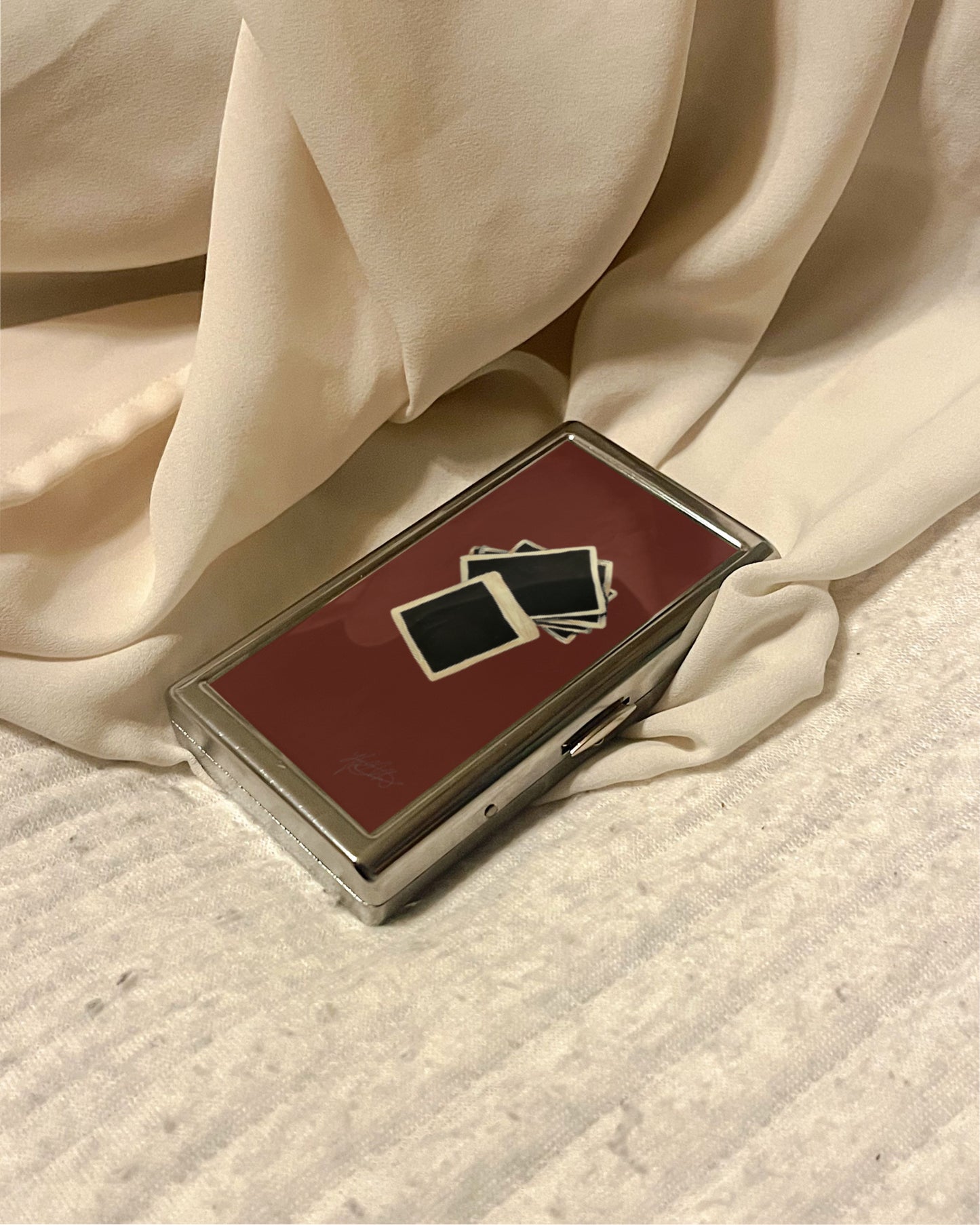 This Is A Nude Btw | 2-Sided Art Vintage Metal Pocket Case