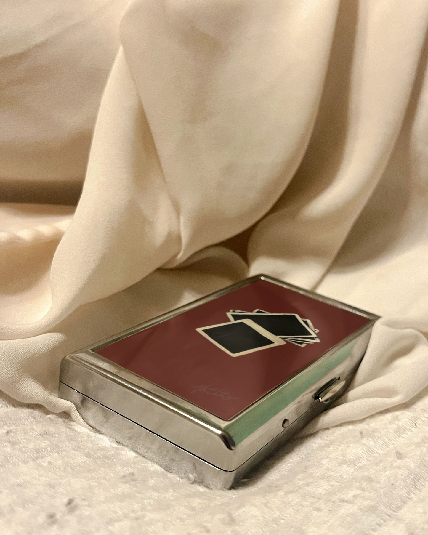This Is A Nude Btw | 2-Sided Art Vintage Metal Pocket Case