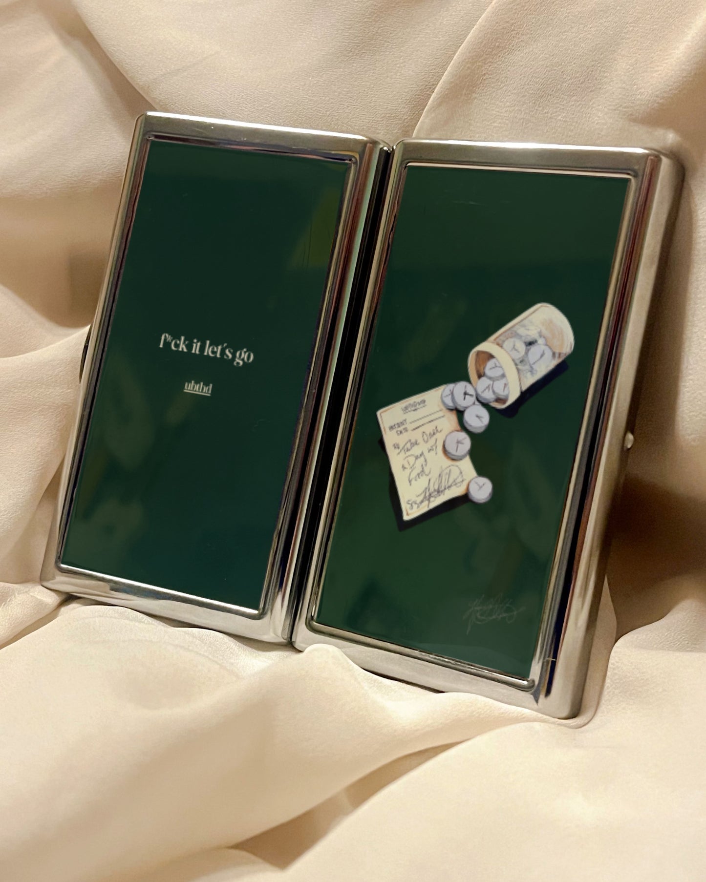 Let's Go | 2-Sided Art Vintage Metal Pocket Case